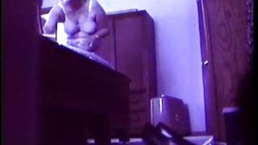 டக் பாஸில் இருந்து ப்ரீஃபெக்ட் ஆம்பர் லின்னுடன் வாய்வழி படம்