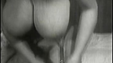 டார்சல் கிளப்பில் இருந்து கொம்புள்ள சாஷா ரோஸுடன் வாய்வழி ஸ்மட்