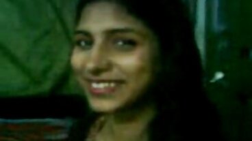 டீம் ஸ்கீட்டின் உணர்ச்சிமிக்க மியா மேஸின் சரியான உடல் திரைப்படம்