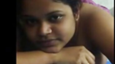 ரியாலிட்டி கிங்ஸின் அழகான லூனா ஸ்டாருடன் கௌகேர்ல் காட்சி